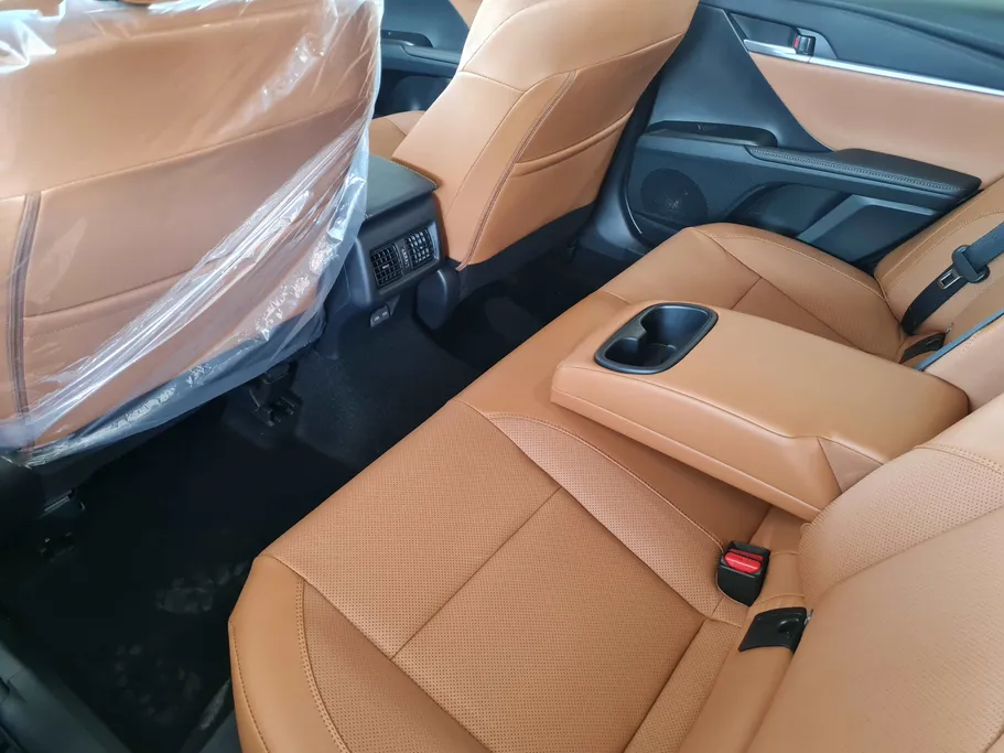 2025 Toyota Camry  GLE