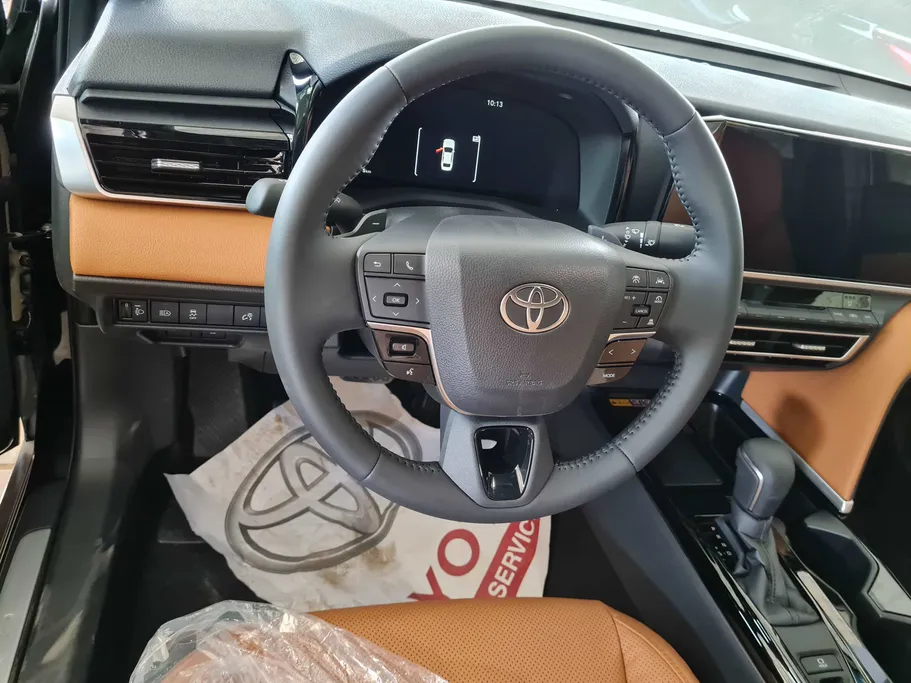 2025 Toyota Camry  GLE