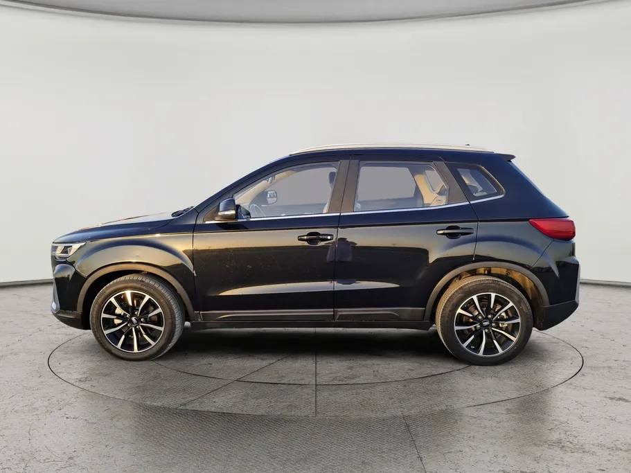 2022 FAW Bestune T33 Premium