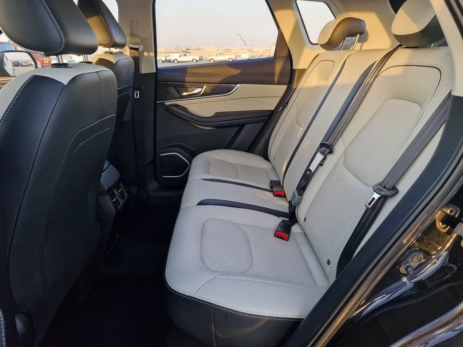 2022 FAW Bestune T33 Premium
