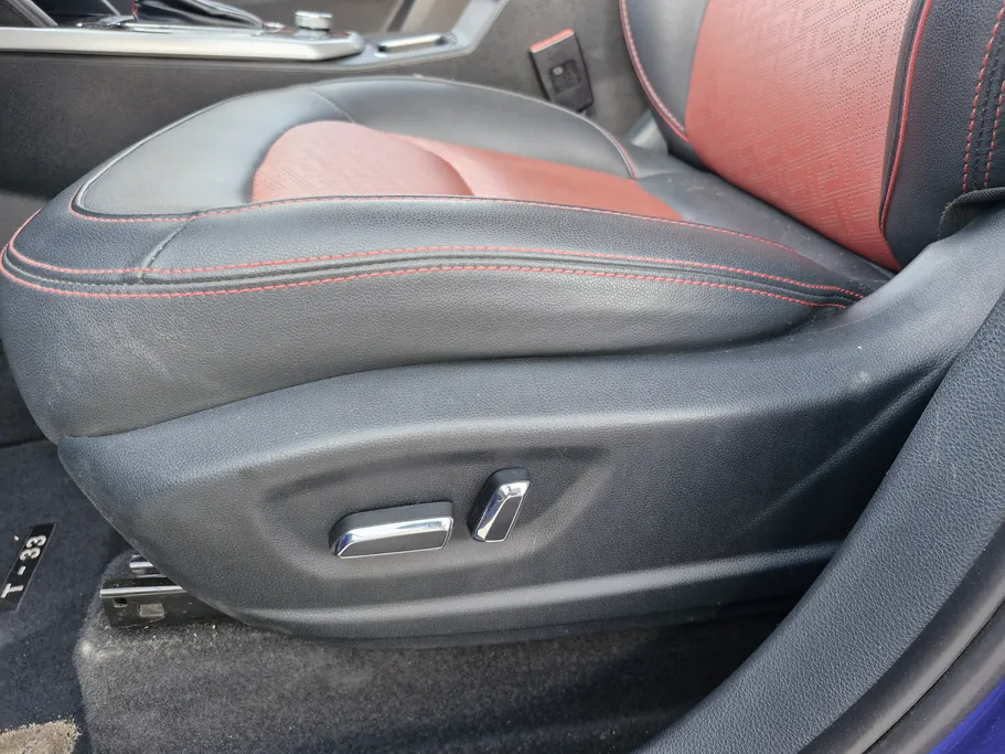 2022 FAW Bestune T33 Premium