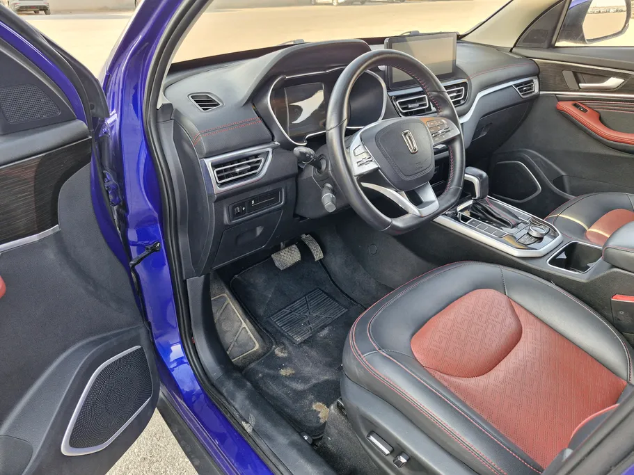 2022 FAW Bestune T33 Premium