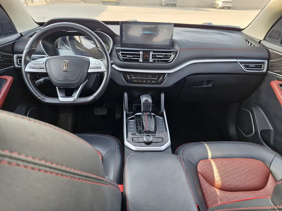 2022 FAW Bestune T33 Premium