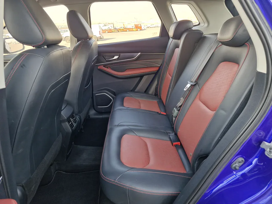 2022 FAW Bestune T33 Premium
