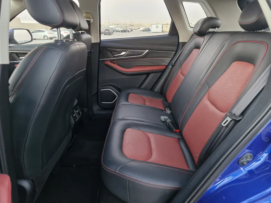 فاو بيستون تي 33 بريميوم 2022