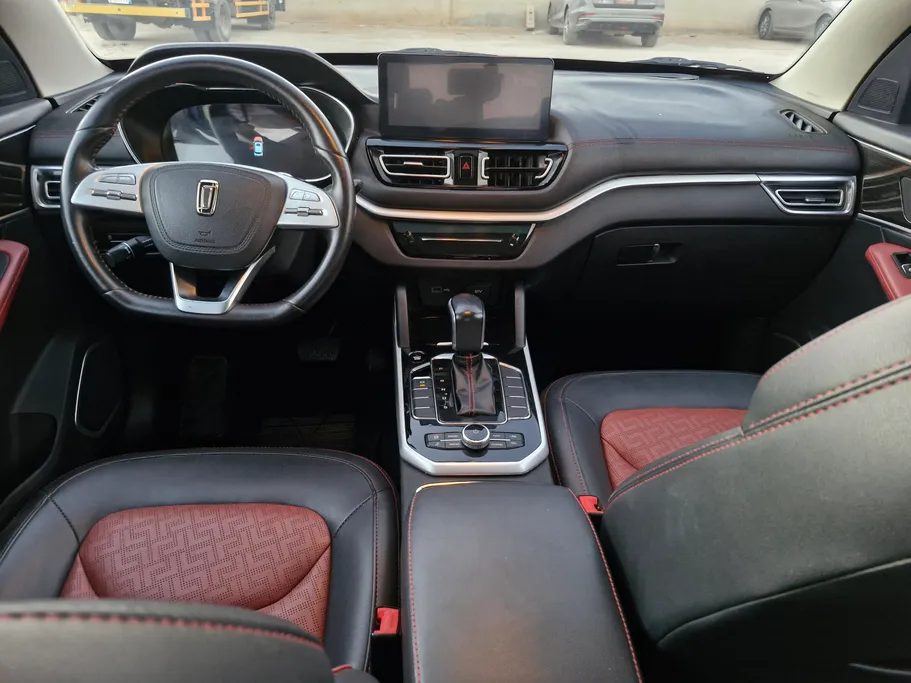 فاو بيستون تي 33 بريميوم 2022