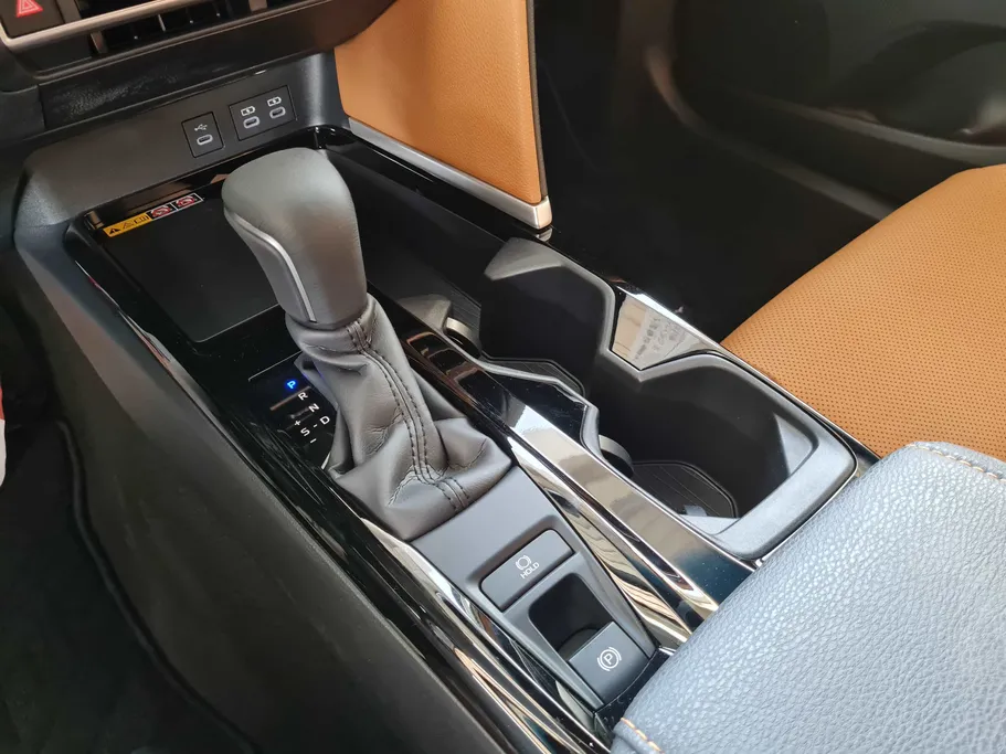 2025 Toyota Camry  GLE