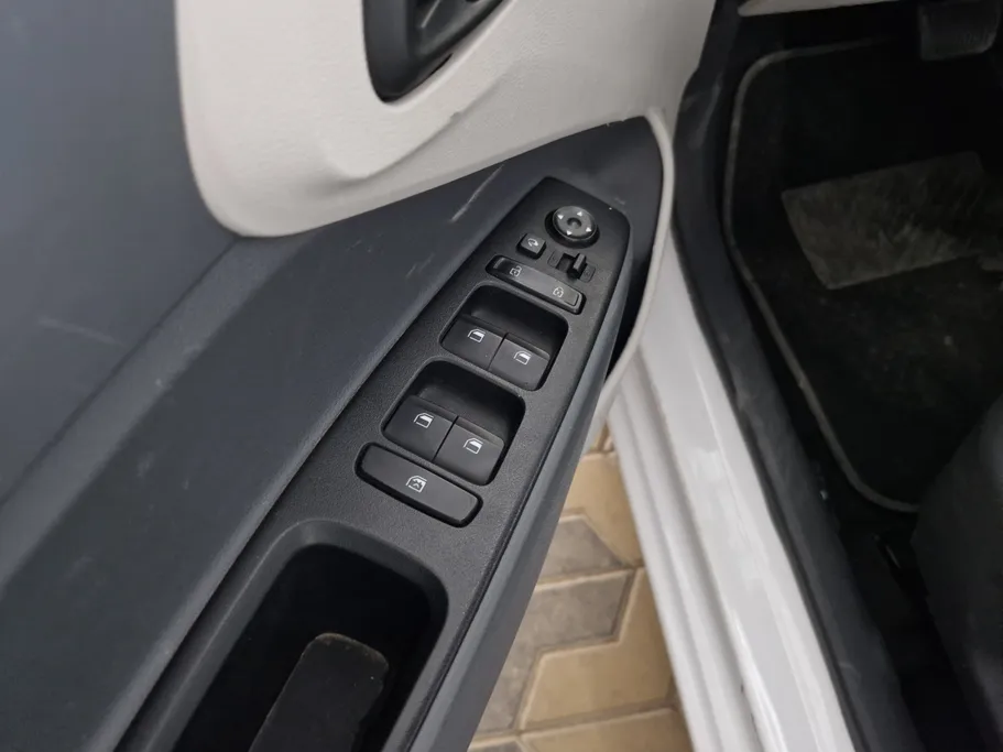 هيونداي Grand i10 سمارت 2024