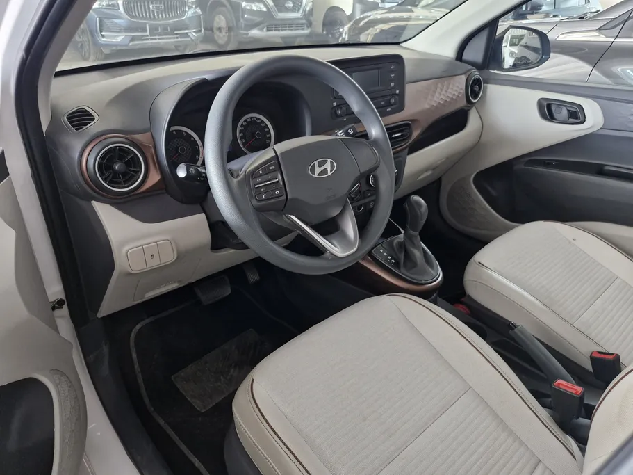هيونداي Grand i10 سمارت 2024