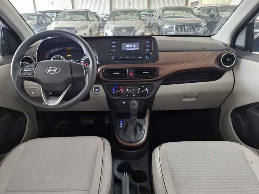 هيونداي Grand i10 سمارت 2024