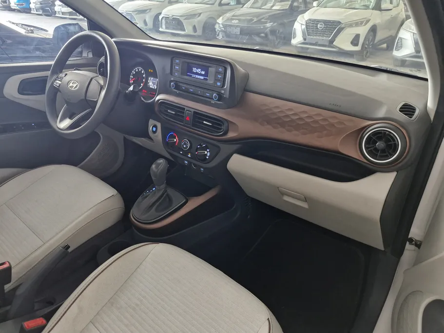 هيونداي Grand i10 سمارت 2024