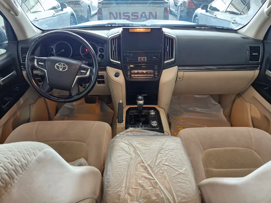 2021 Toyota Land Cruiser GXR Grand Touring 