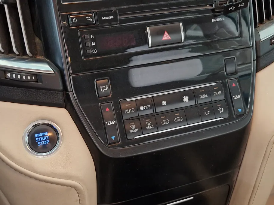 2021 Toyota Land Cruiser GXR Grand Touring 