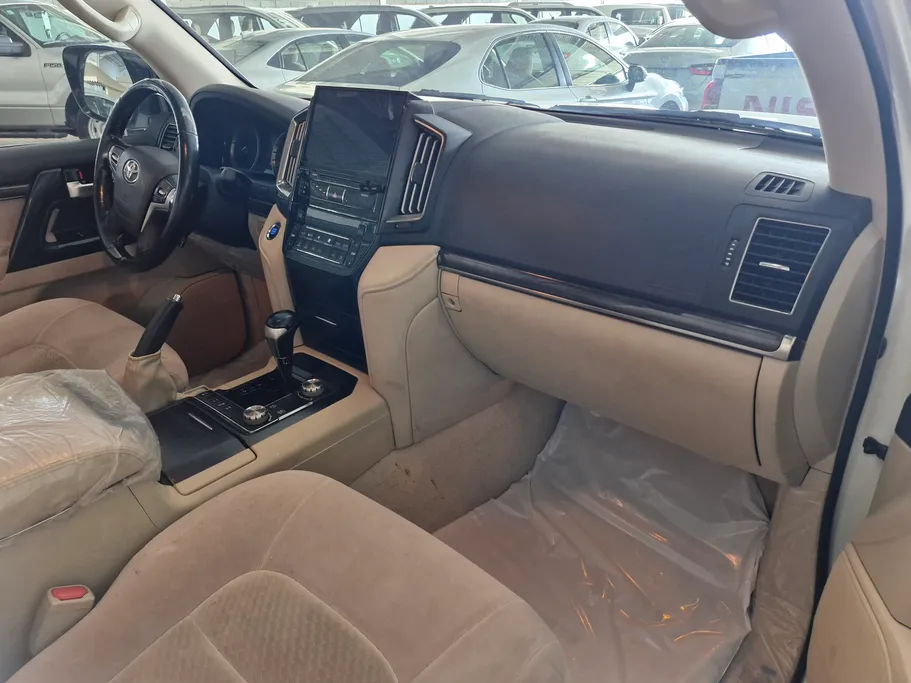 2021 Toyota Land Cruiser GXR Grand Touring 