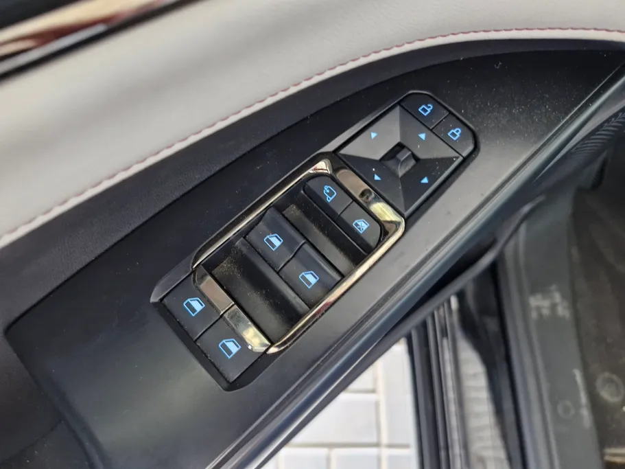 فورد تورس ترند الإصدار الجديد 2023 