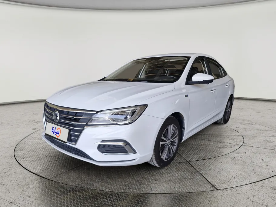 ام جي 5 LUX 2023 