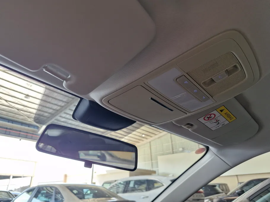 ام جي 5 LUX 2023 