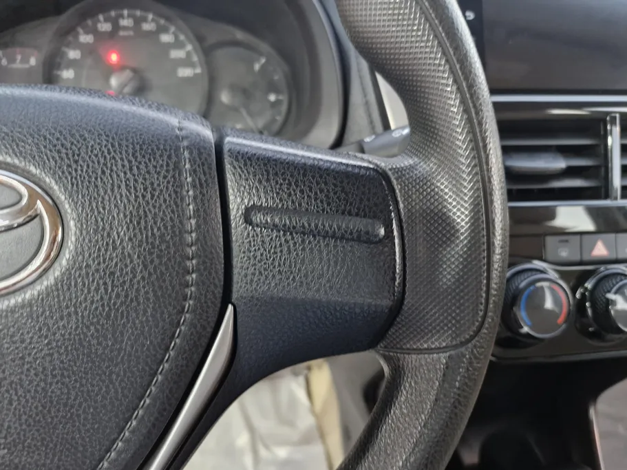 2022 Toyota Yaris  Y 