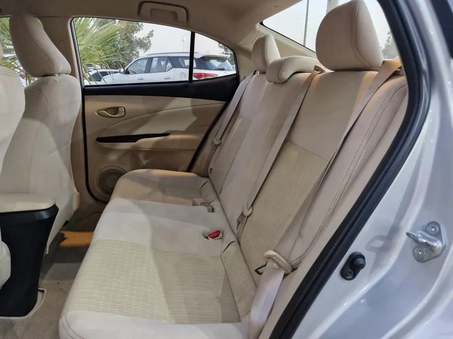 2022 Toyota Yaris  Y 