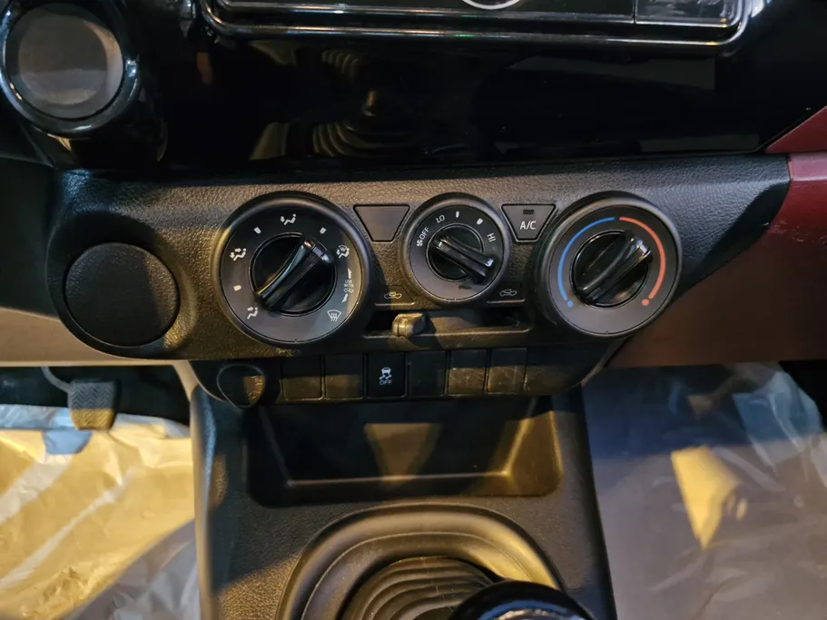 2019 Toyota Hilux GLX 