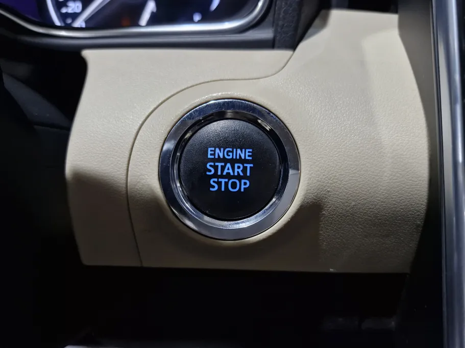 تويوتا افالون Touring 2020 