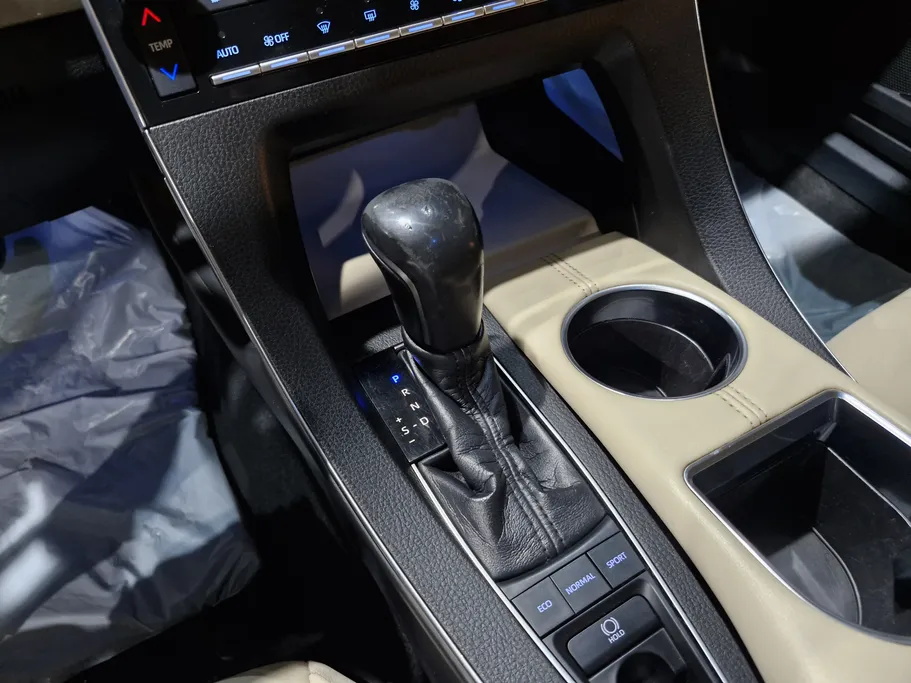 تويوتا افالون Touring 2020 