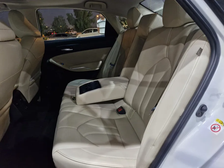 تويوتا افالون Touring 2020 