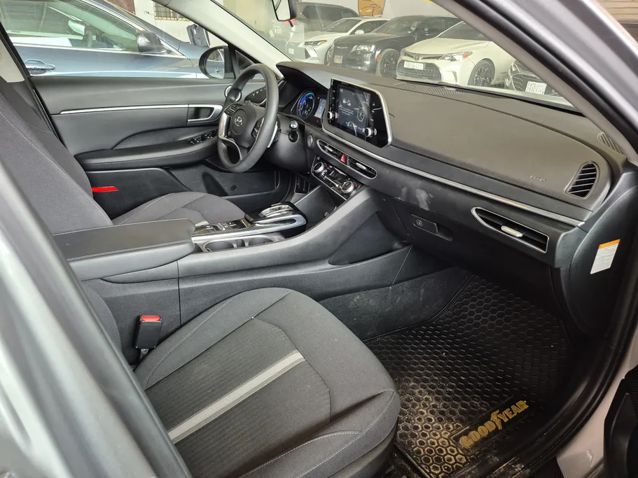 2020 Hyundai Sonata Hybrid 