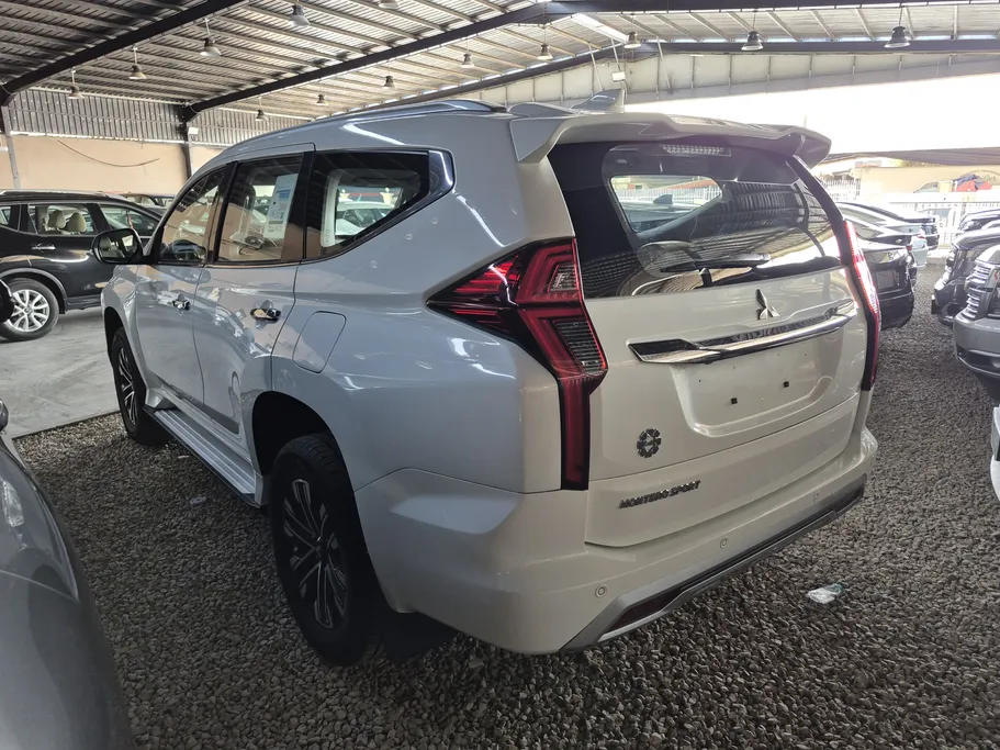 ميتسوبيشي  مونتيرو سبورت GLS-ML 2022 