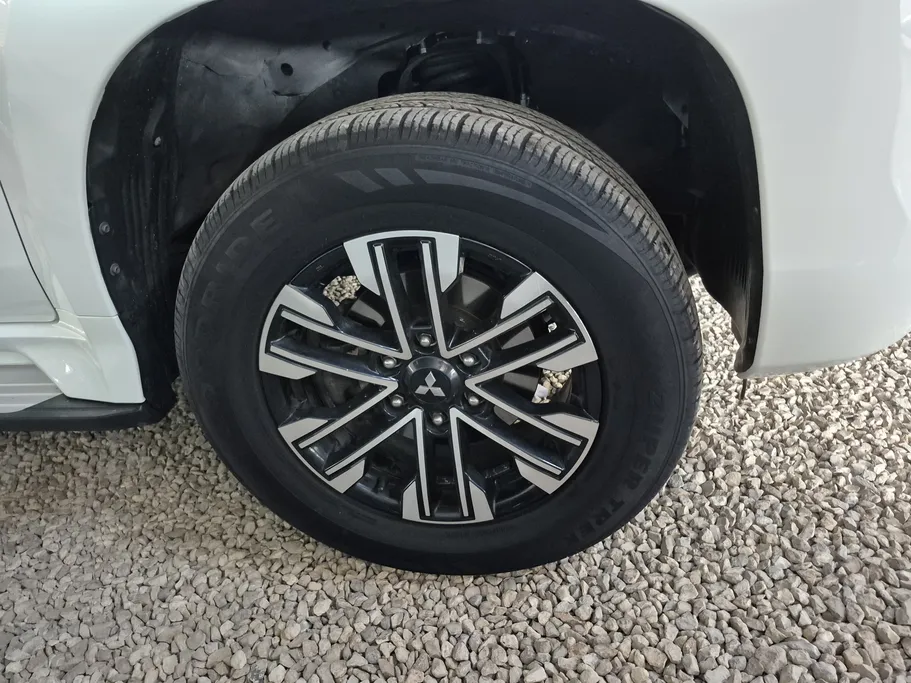 ميتسوبيشي  مونتيرو سبورت GLS-ML 2022 