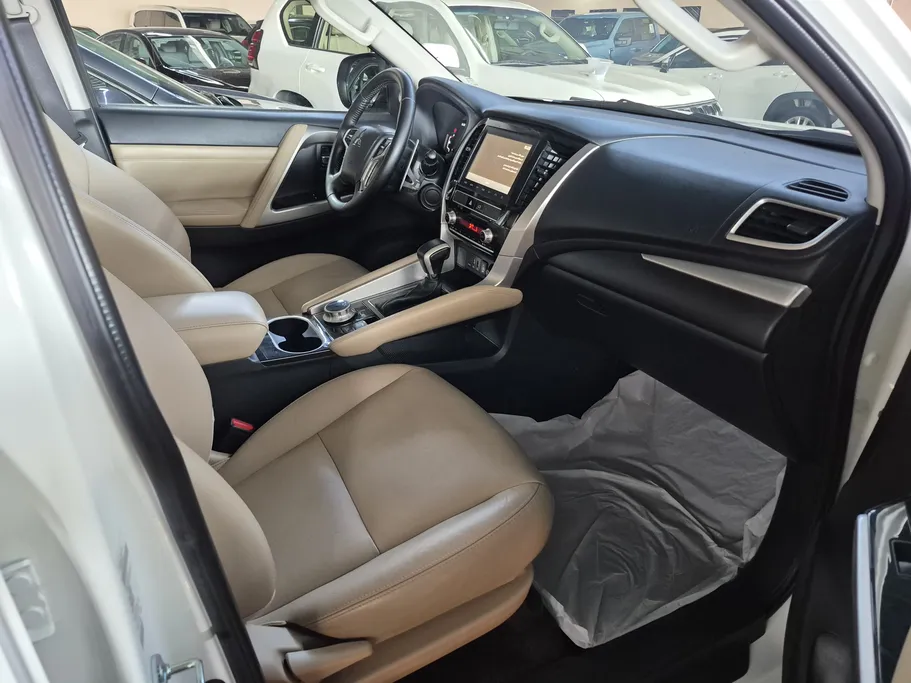 ميتسوبيشي  مونتيرو سبورت GLS-ML 2022 