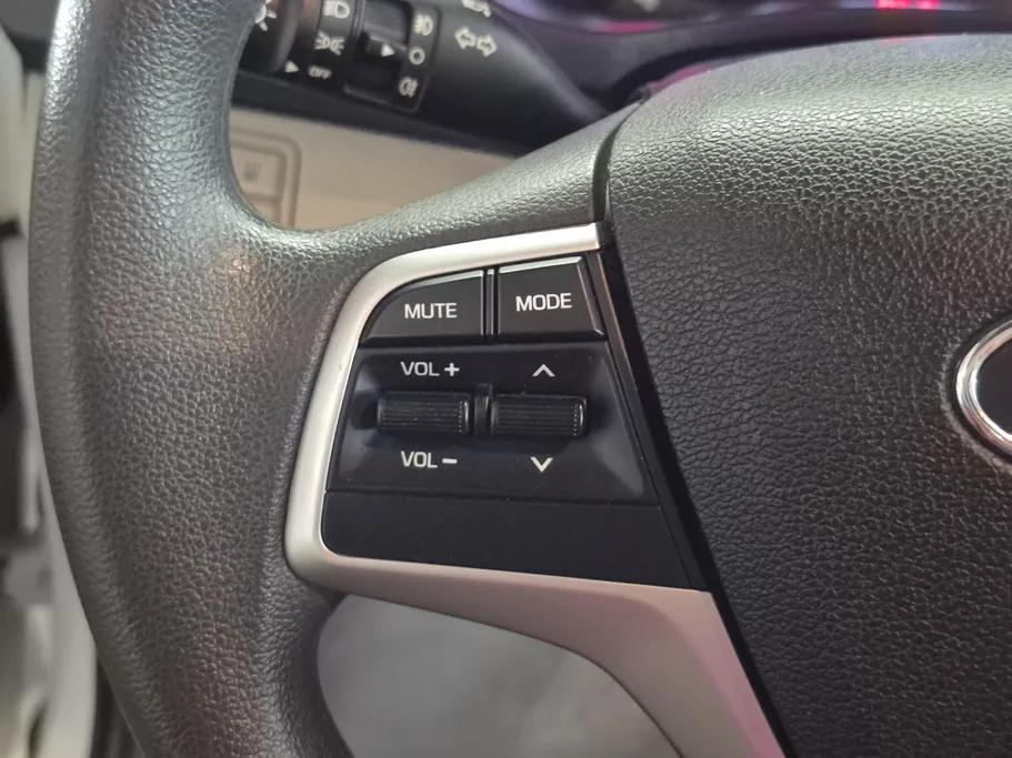 2023 Hyundai Accent Smart 