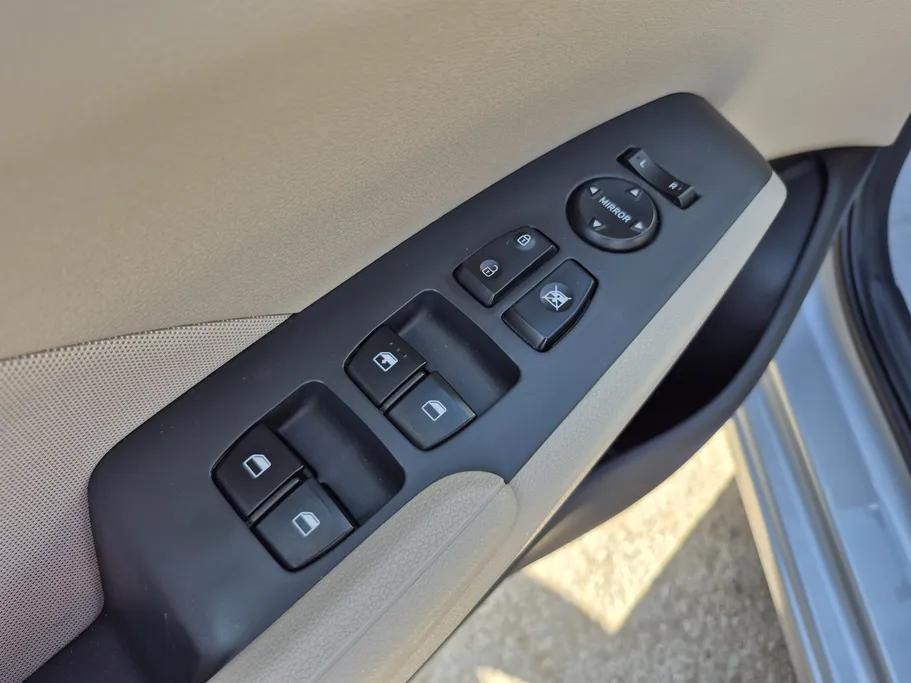 2023 Hyundai Accent Smart 