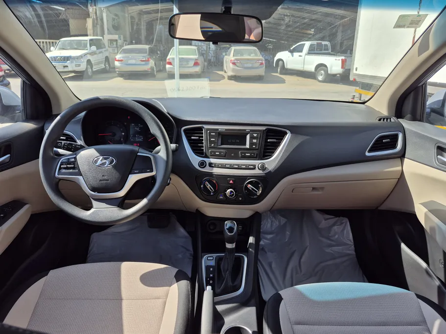 2023 Hyundai Accent Smart 