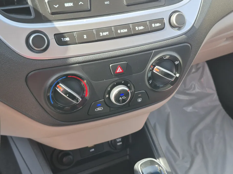 2023 Hyundai Accent Smart 