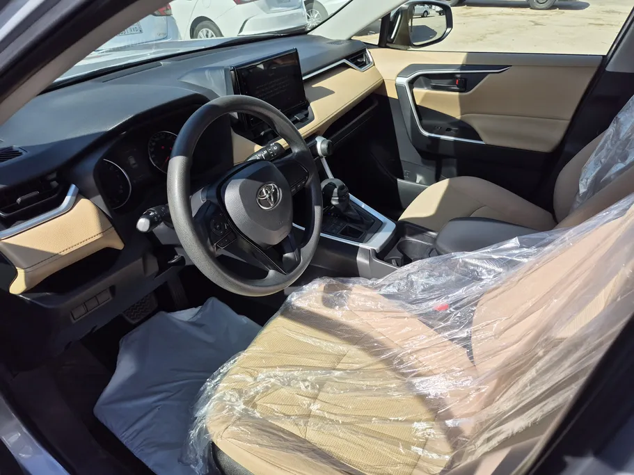 تويوتا راف فور LE 2019 