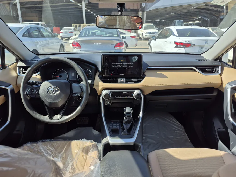 تويوتا راف فور LE 2019 