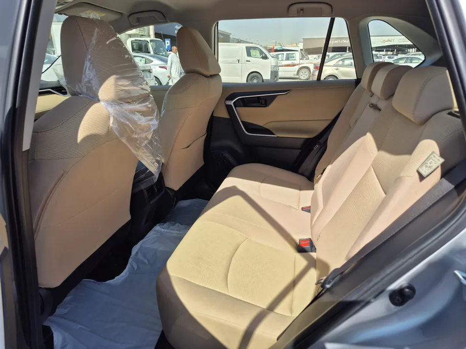 تويوتا راف فور LE 2019 