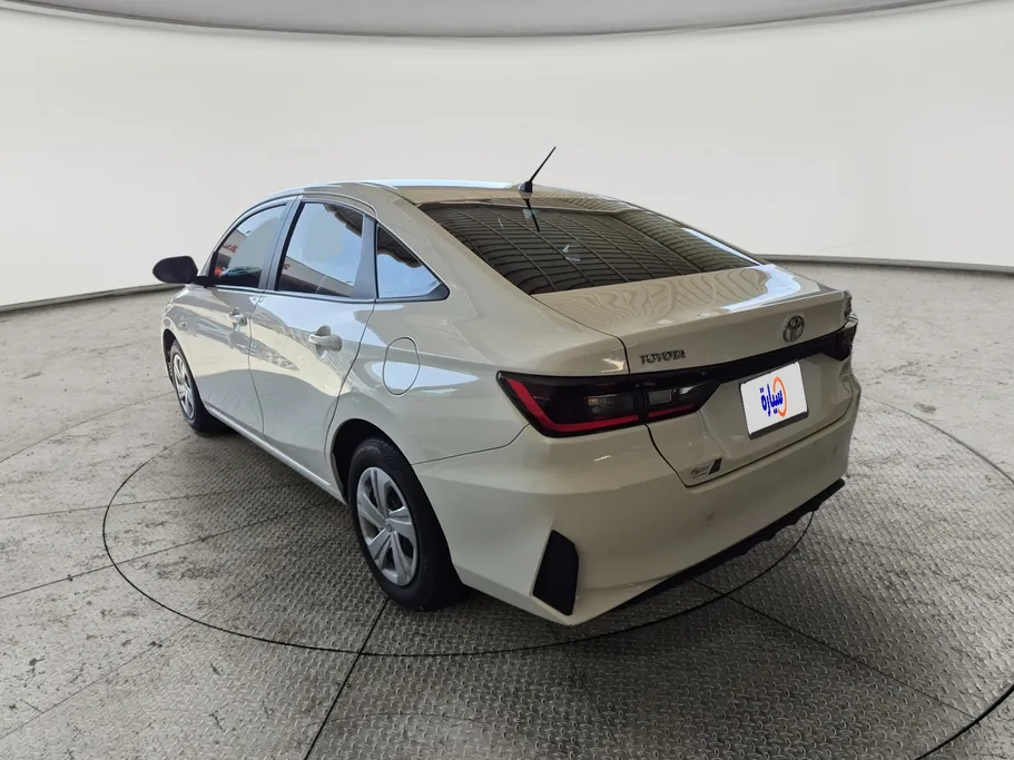 تويوتا يارس Y 2024 