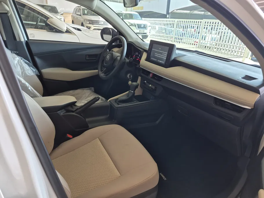 تويوتا يارس Y 2024 