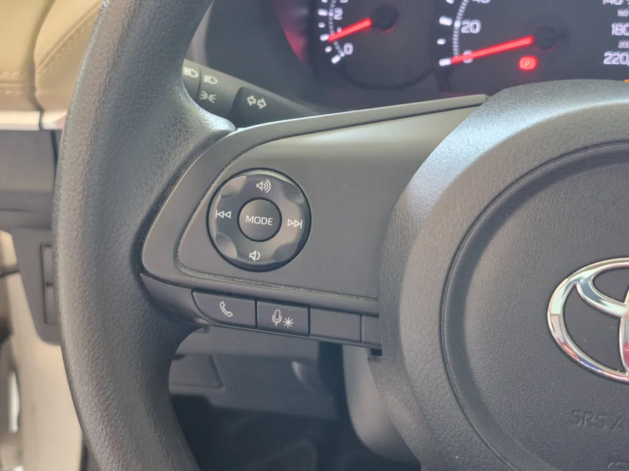 تويوتا يارس Y 2024 