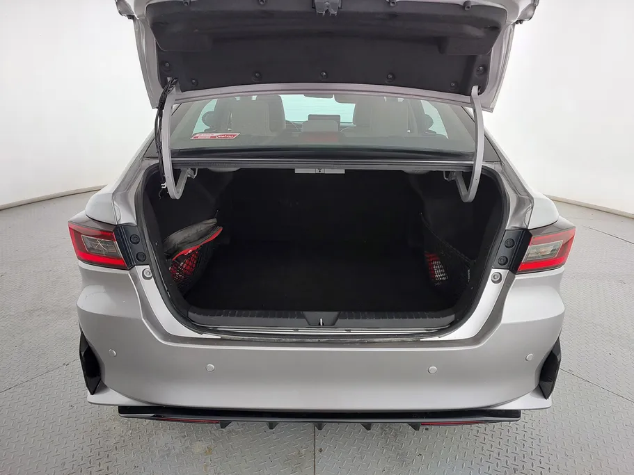 2024 Toyota Yaris  YX 