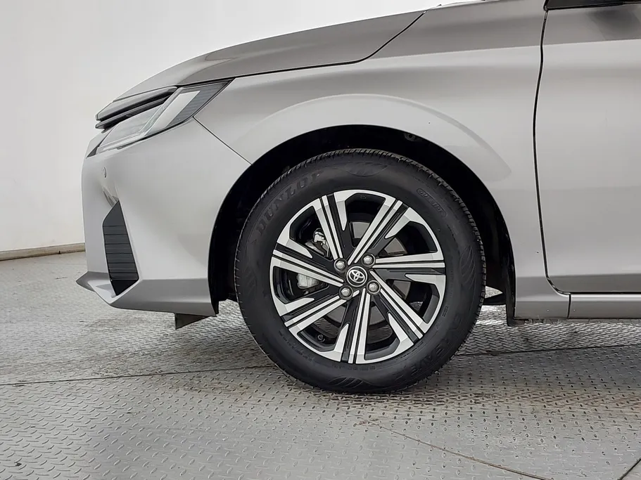 2024 Toyota Yaris  YX 