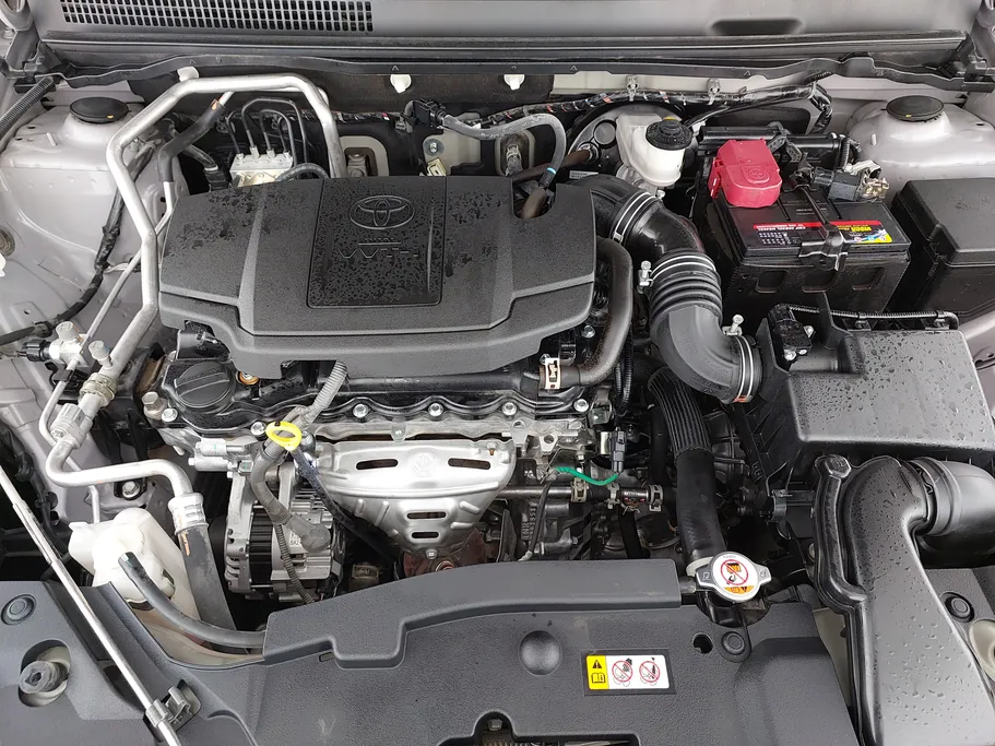 2024 Toyota Yaris  YX 