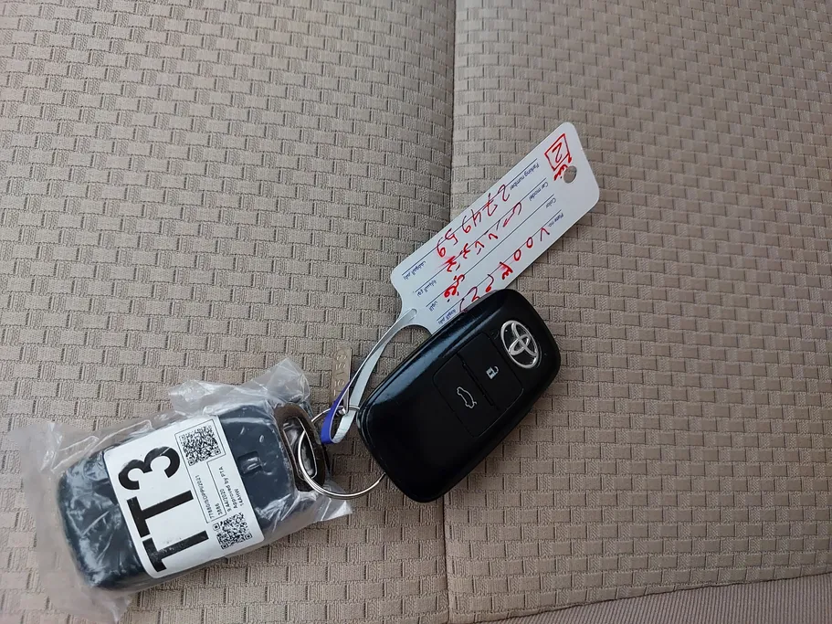 2024 Toyota Yaris  YX 