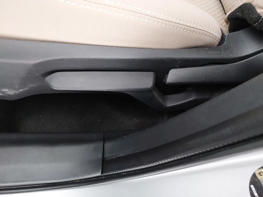 2024 Toyota Yaris  YX 