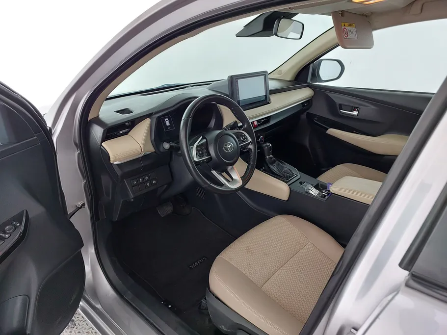 2024 Toyota Yaris  YX 