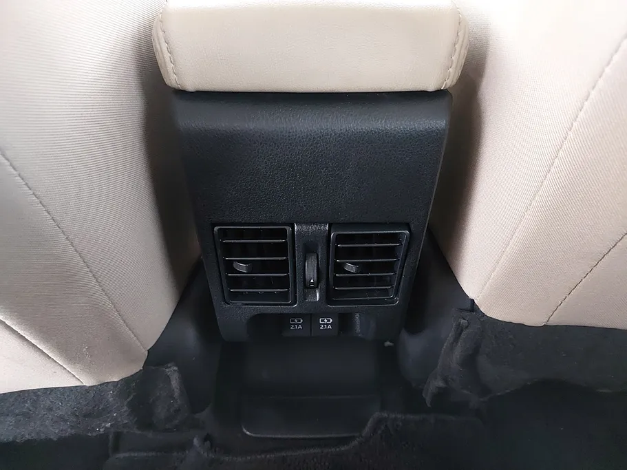 2024 Toyota Yaris  YX 