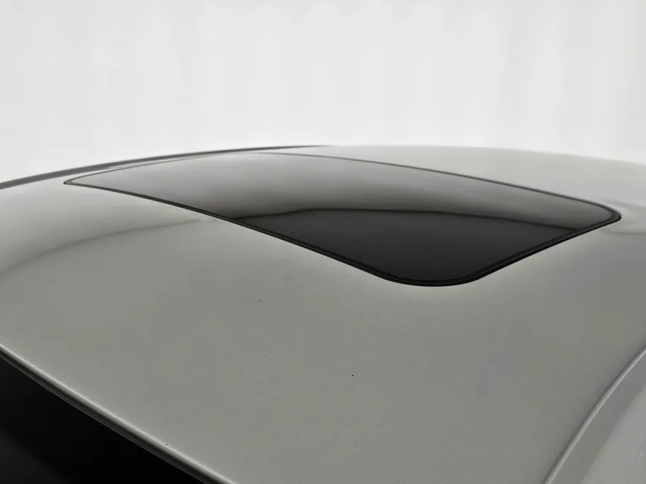 2023 MG 5 LUX