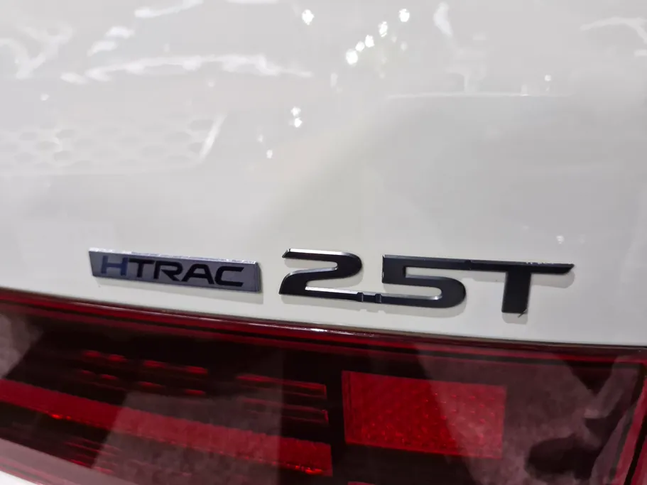 هيونداي سنتافي كاليجرافي 2024